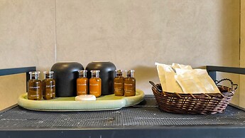 Issara Boutique Winery Hotel