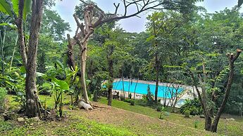 Issara Boutique Winery Hotel