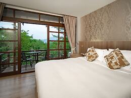 Issara Boutique Winery Hotel