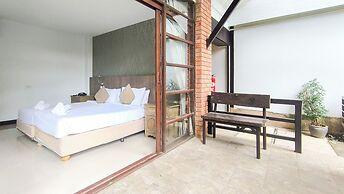 Issara Boutique Winery Hotel