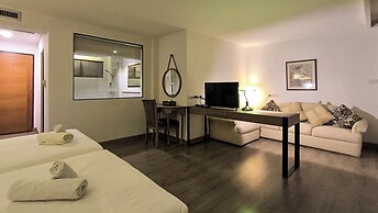 Issara Boutique Winery Hotel