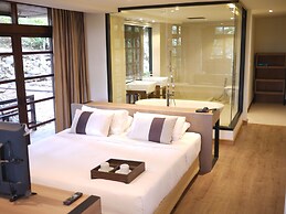 Issara Boutique Winery Hotel