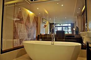 Issara Boutique Winery Hotel