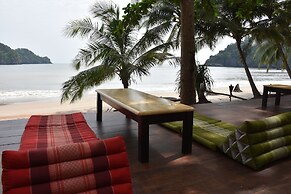 Pak Nam Resort