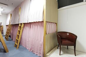 SEACRET BASE EBISUTEI SOUZOU with SAKE BAR - Hostel