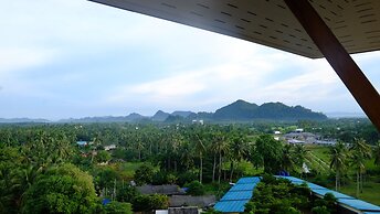 Royal Hill Satun Hotel