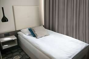 Hotel Center