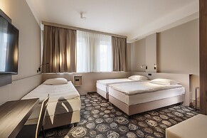 Hotel Center