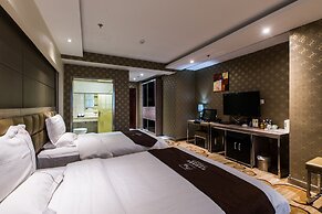 Weihai Huakun Hotel