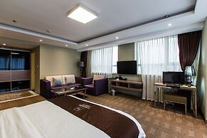 Weihai Huakun Hotel