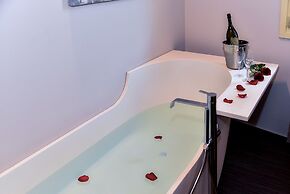 Le Camp Suite & SPA