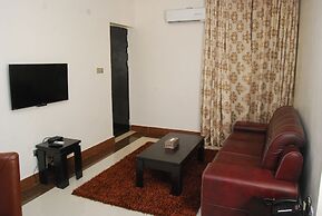 Grandbee Apartment and Residence