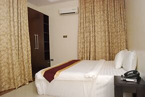 Grandbee Apartment and Residence