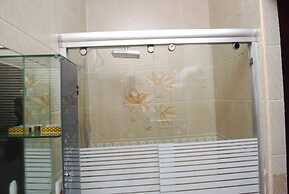 Grandbee Apartment and Residence