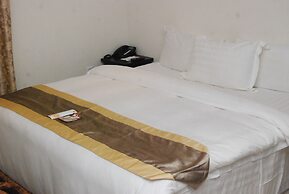 Grandbee Apartment and Residence