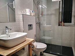Pr`fik Apartments