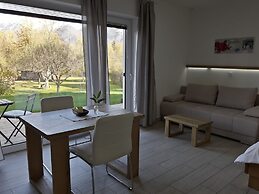 Pr`fik Apartments