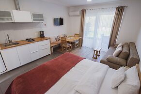 Pr`fik Apartments