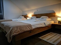 Pr`fik Apartments