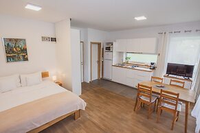 Pr`fik Apartments