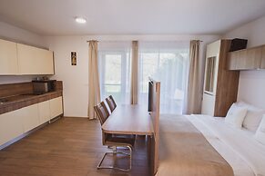 Pr`fik Apartments