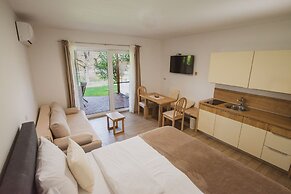 Pr`fik Apartments