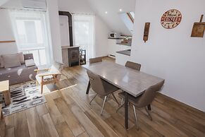 Pr`fik Apartments