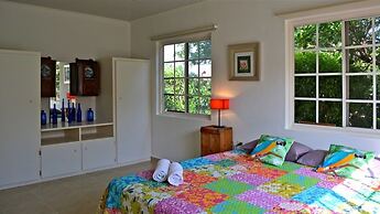 Parrot Villa