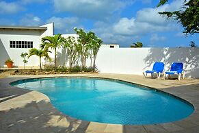 Parrot Villa