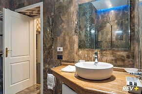 Via Veneto Suites