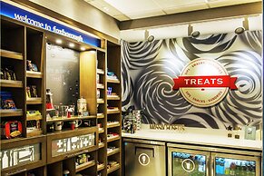 Hampton Inn & Suites Foxborough/Mansfield