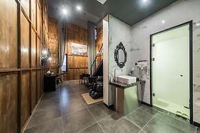 Anyang Boutique Hotel AMA