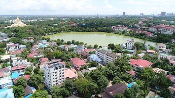 Rose Palace Hotel Yangon