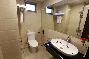 Rose Palace Hotel Yangon