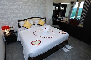 Rose Palace Hotel Yangon