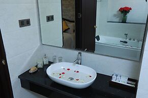 Rose Palace Hotel Yangon