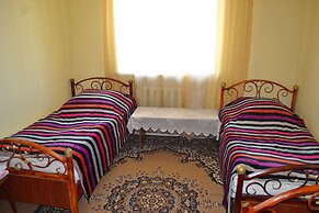 Serik & Geora Guesthouse