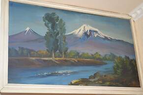 Serik & Geora Guesthouse