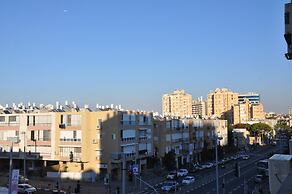 Isra Home Rothschild 8-2 Apartment