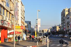 Isra Home Rothschild 8-3 Apartment