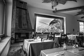 Hotel Edelweiss