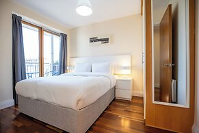 Georgian Square Apartments