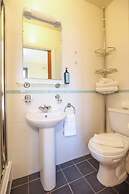 Georgian Square Apartments