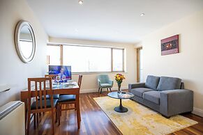 Georgian Square Apartments