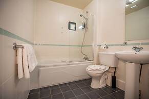 Georgian Square Apartments