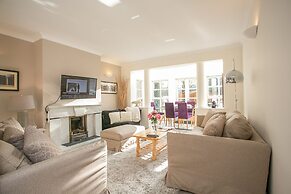 Georgian Square Apartments