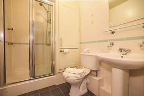 Georgian Square Apartments