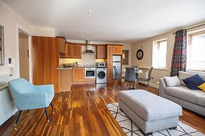 Georgian Square Apartments