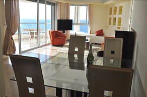 Isra Home Luxury Apartment with Sea View