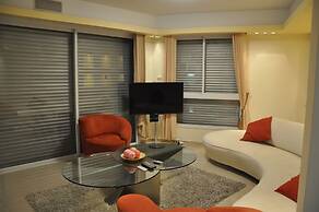 Isra Home Luxury Apartment with Sea View